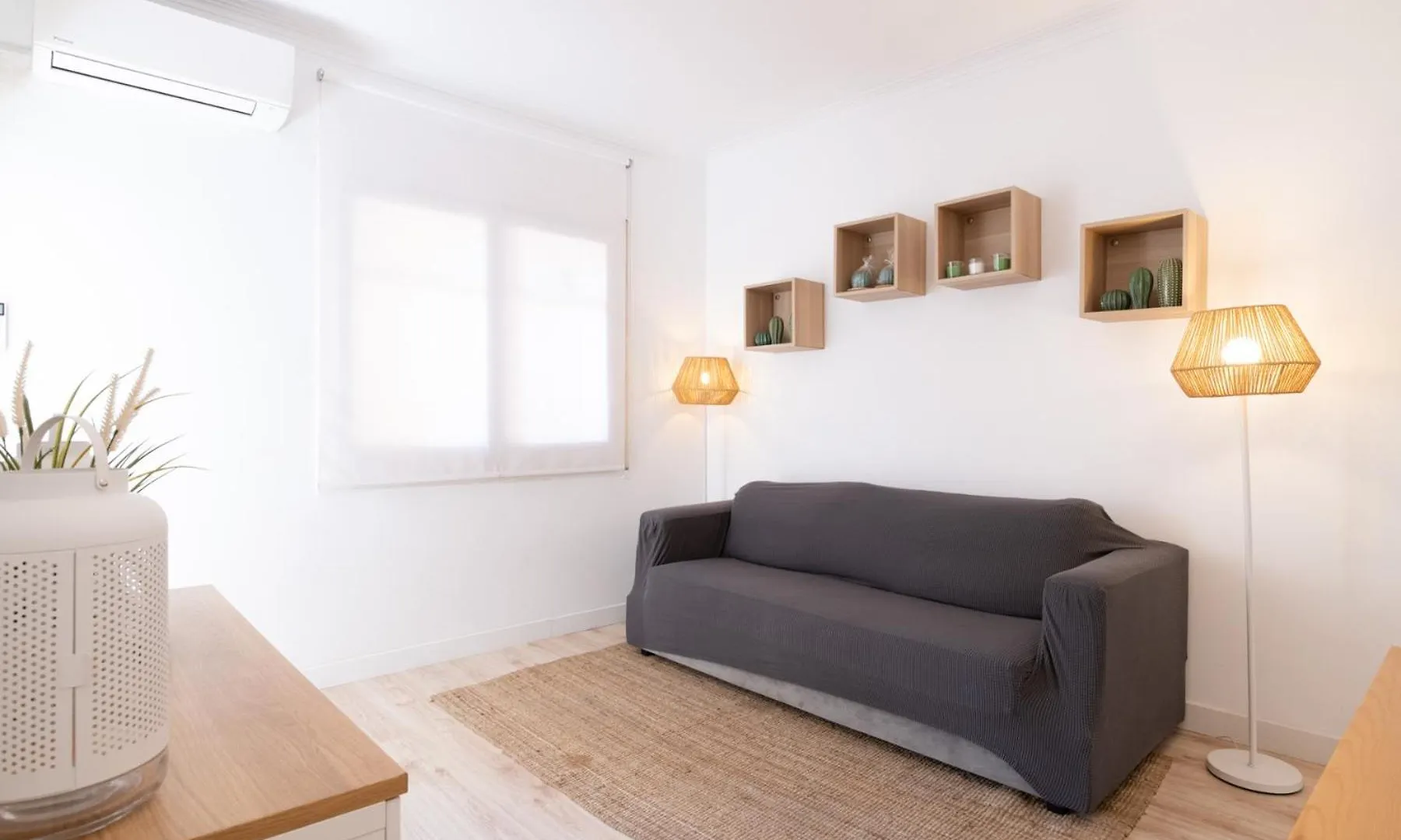 Apartamento Nuevo Con Encanto En Sagrada Familia Barcelona