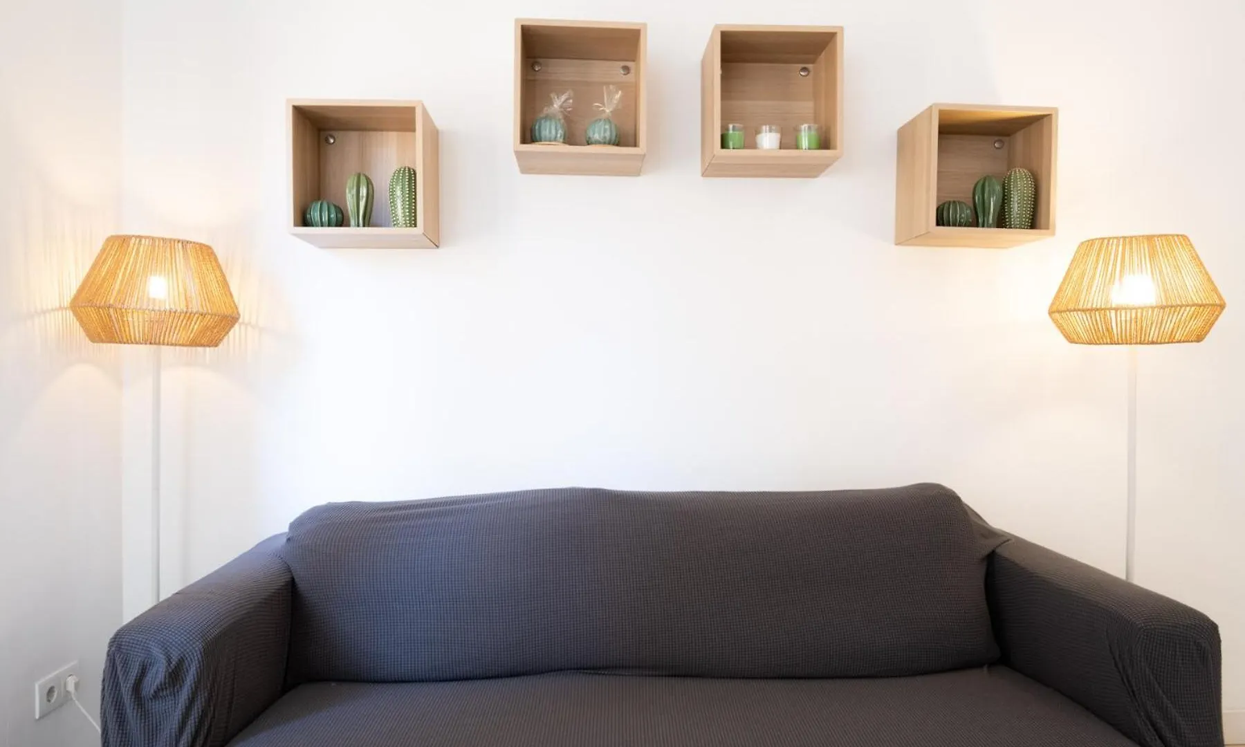 Apartamento Nuevo Con Encanto En Sagrada Familia Barcelona