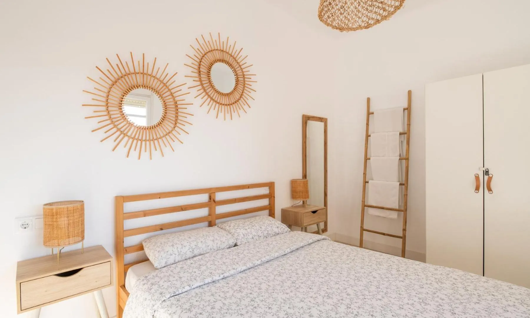 Apartamento Nuevo Con Encanto En Sagrada Familia バルセロナ スペイン