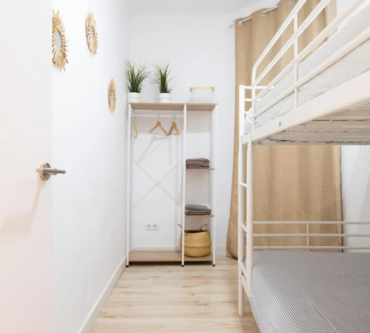 Apartamento Nuevo Con Encanto En Sagrada Familia バルセロナ スペイン